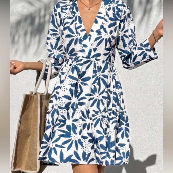 Dancing in the Sun mini dress - Picture 5 of 6